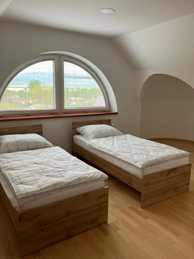 Vila Pri Kupeloch Bajmóc Kültér fotó